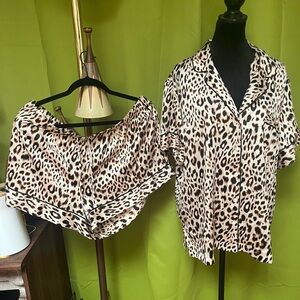 NWT Victoria’s Secret Silky Leopard Pajama Set
